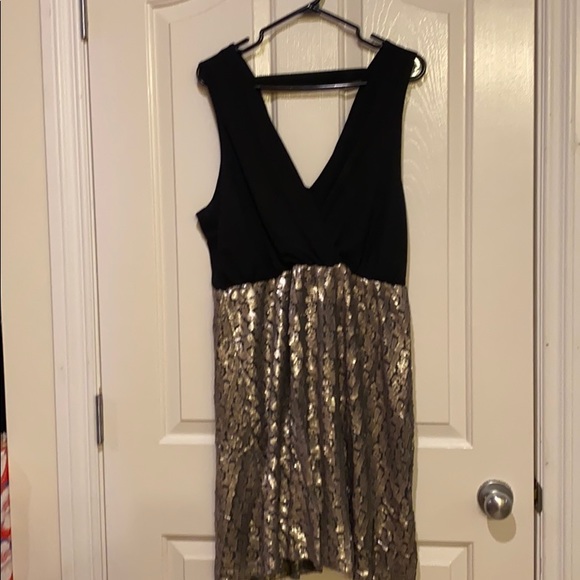 Sequin dress - Picture 1 of 3